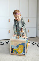 Aktivna kocka - pored mora