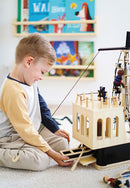 Drveni piratski brod