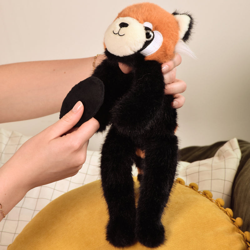 Magnetna plišana crvena panda 30 cm