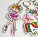 Akrilni privezak za ključeve - Balerina