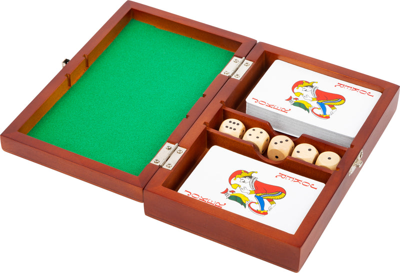 Drvena kutija sa kockicama i kartama