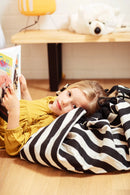 2 u 1 vreća i podloga - Crno bele pruge